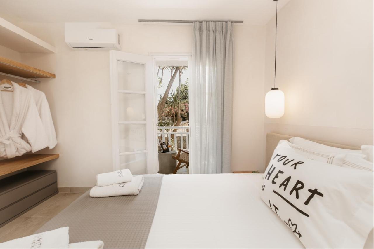 אמוליאני Trinity The Hotel מראה חיצוני תמונה