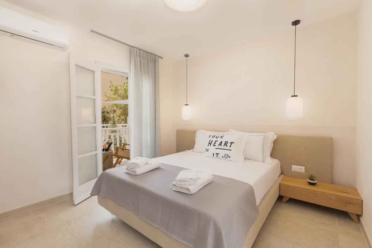 אמוליאני Trinity The Hotel מראה חיצוני תמונה
